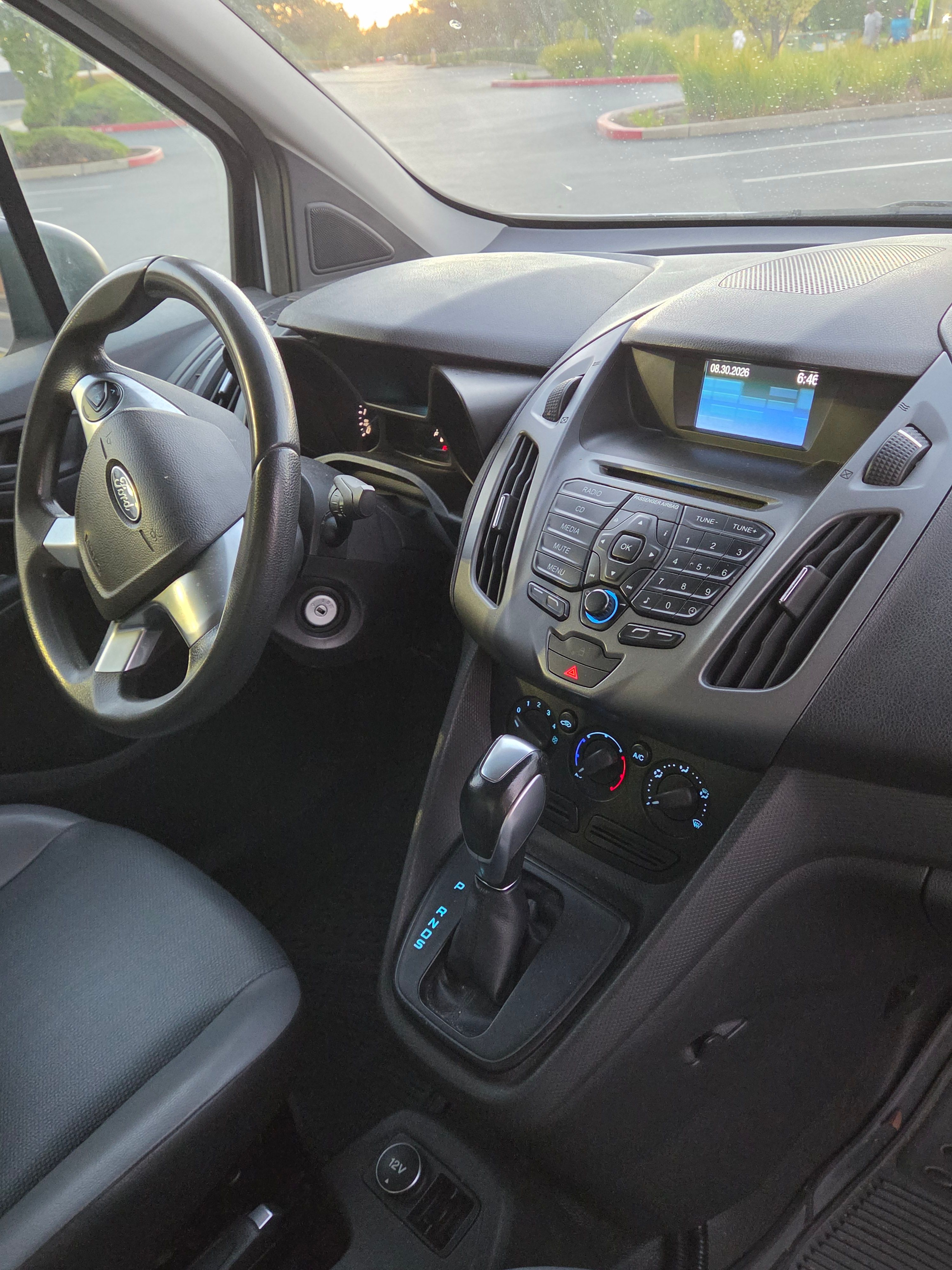 Used 2015 Ford Transit Connect XL FWD image 16