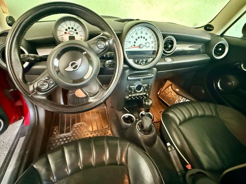 Used 2011 MINI Cooper Hardtop FWD image 6