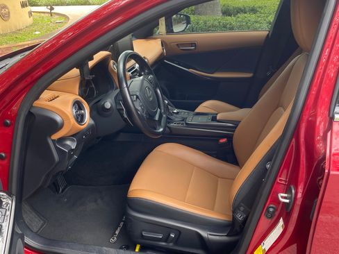 Used 2022 Lexus IS 300 w/ Accessory Package image 13