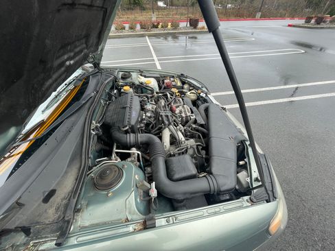 Used 2004 Subaru Outback Wagon image 12