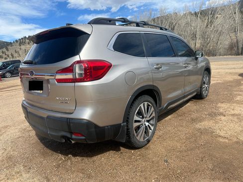 Used 2019 Subaru Ascent Limited image 5