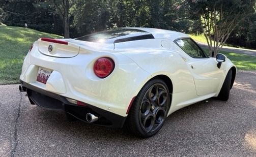 Used 2016 Alfa Romeo 4C Coupe w/ Convenience Group - Coupe RWD image 17