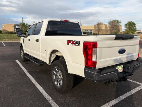 Used 2018 Ford F250 XL w/ Power Equipment Group AWD/4WD image 4