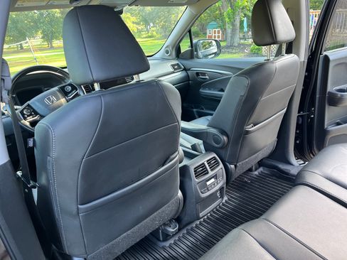 Used 2021 Honda Pilot Special Edition image 8