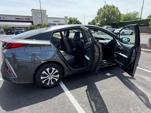 Used 2021 Toyota Prius Prime Limited FWD image 20
