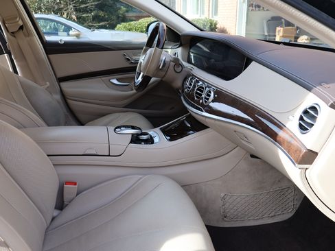 Used 2020 Mercedes-Benz S 450 4MATIC Sedan image 23