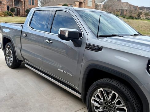 Used 2024 GMC Sierra 1500 Denali Ultimate image 12