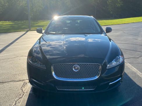 Used 2015 Jaguar XJ L Portfolio image 10