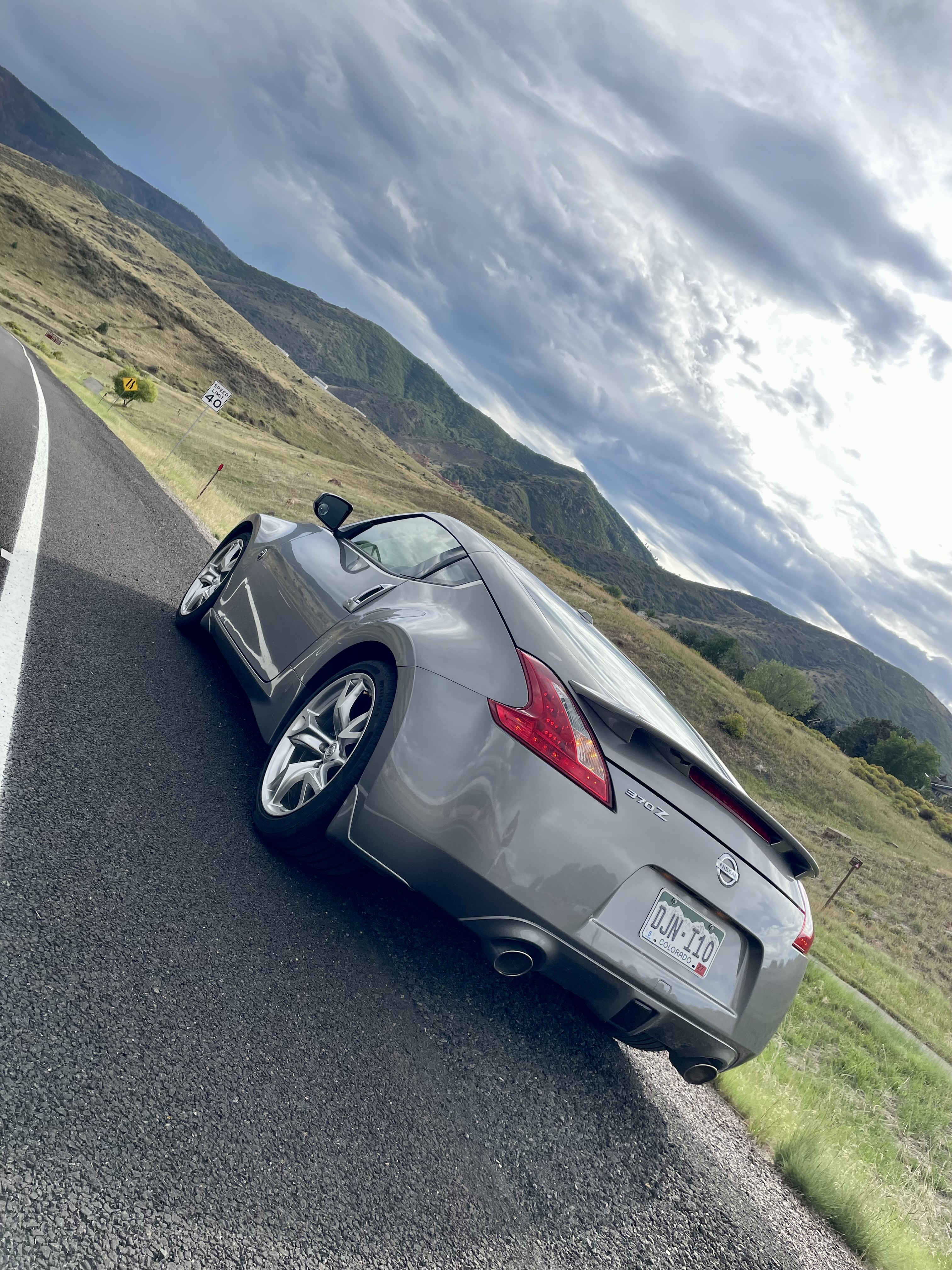 Used 2010 Nissan 370Z Touring w/ Sport Pkg RWD image 1