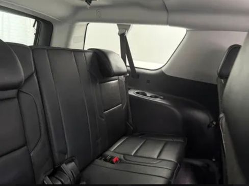 Used 2020 GMC Yukon XL Denali image 6