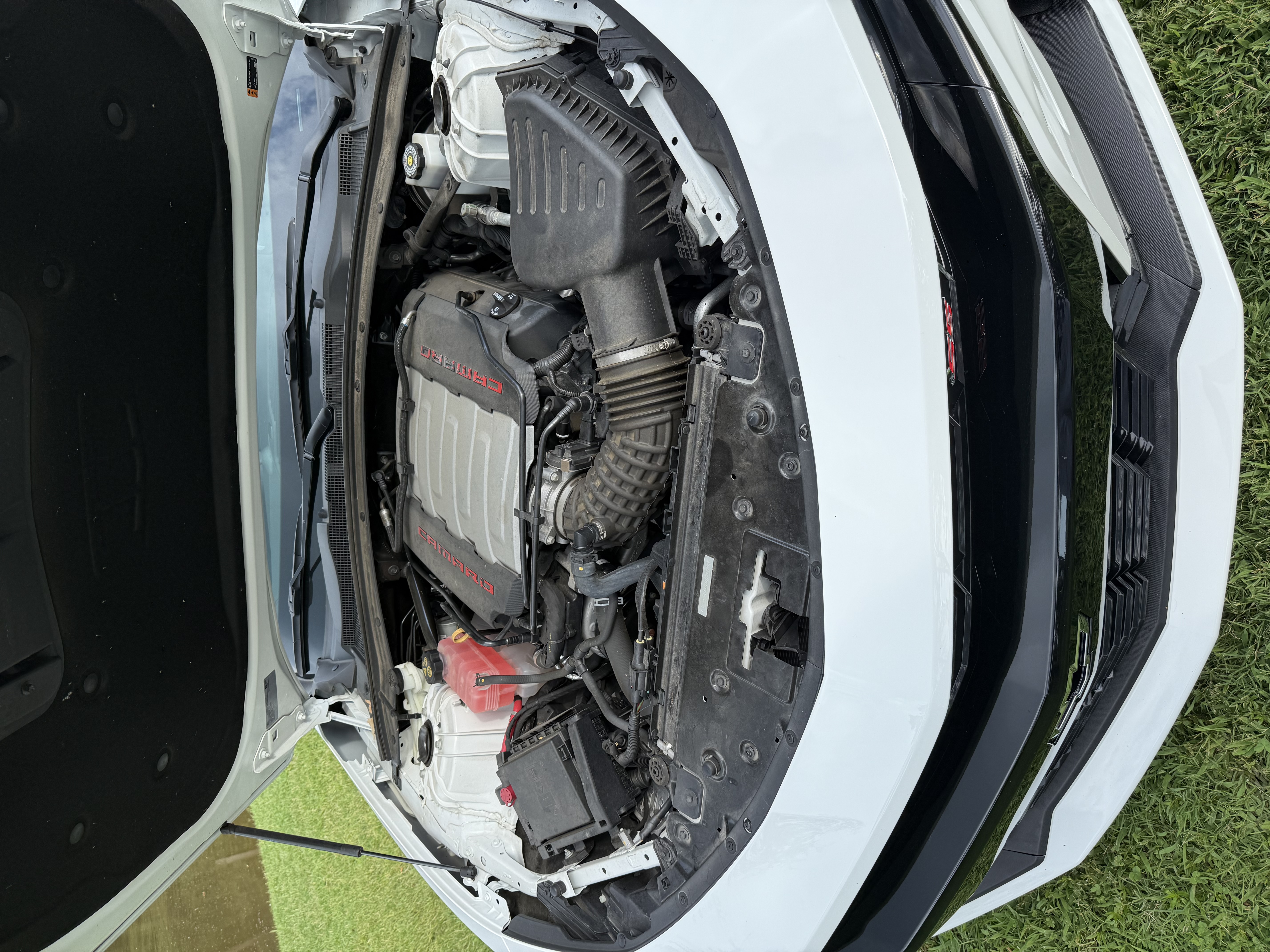 Used 2019 Chevrolet Camaro SS RWD image 9