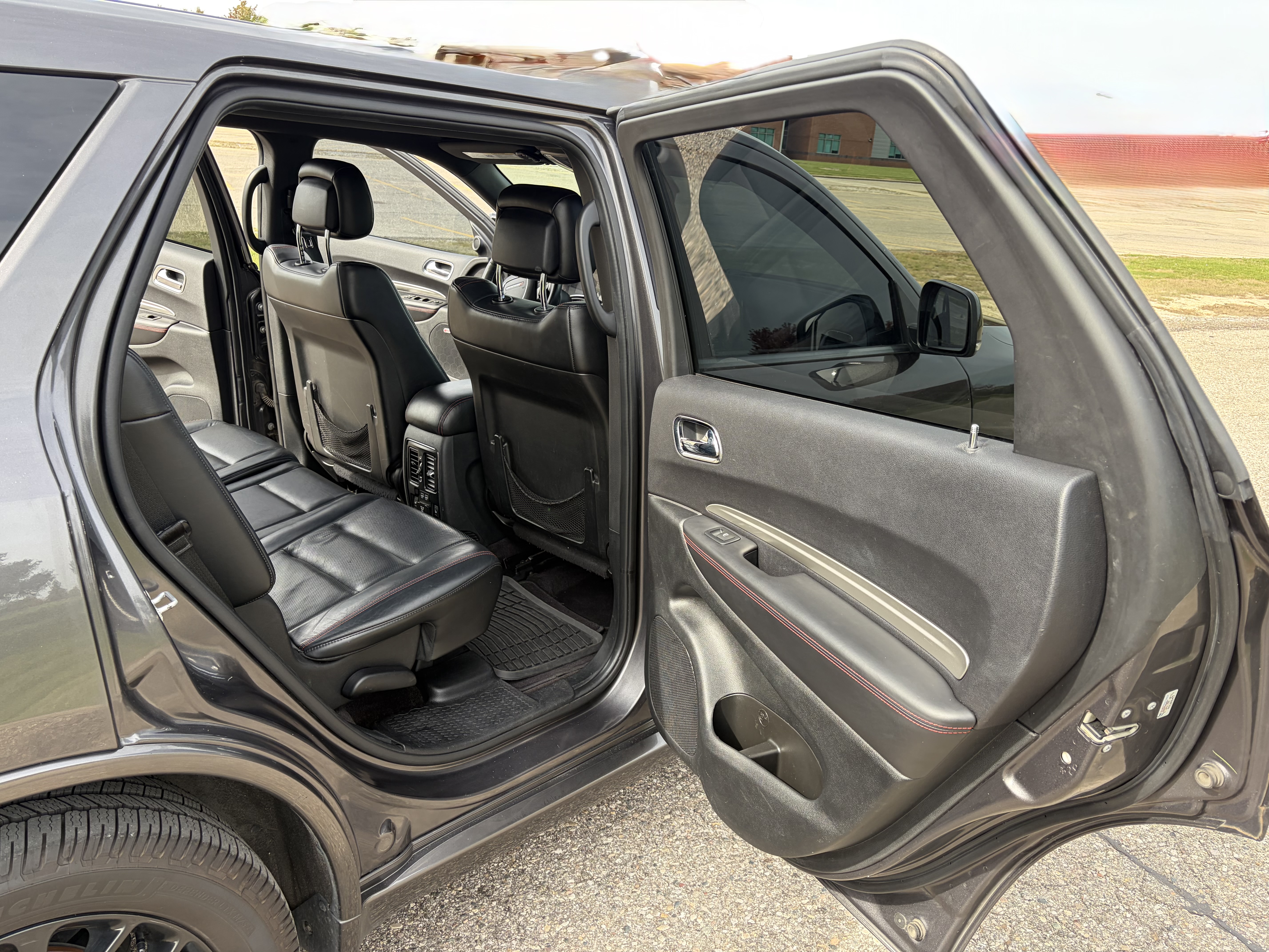 Used 2016 Dodge Durango R/T w/ Blacktop Package AWD/4WD image 13