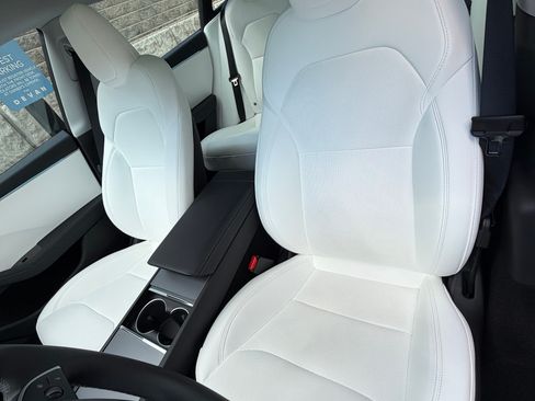 Used 2025 Tesla Model 3 Long Range RWD image 14