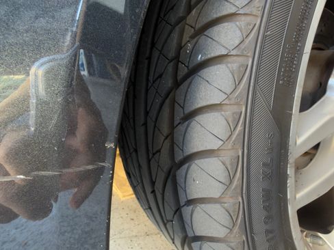 Used 2012 Mercedes-Benz C 250 Sedan w/ Comand Single Disc Pkg image 9