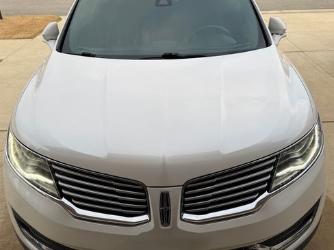 Used 2016 Lincoln MKX Reserve w/ Luxury Package image 1