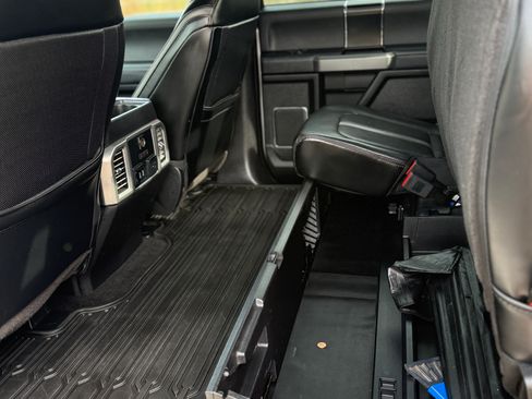 Used 2019 Ford F250 Platinum image 28