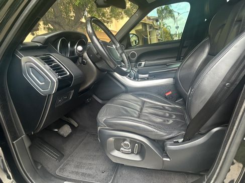 Used 2016 Land Rover Range Rover Sport HSE image 12