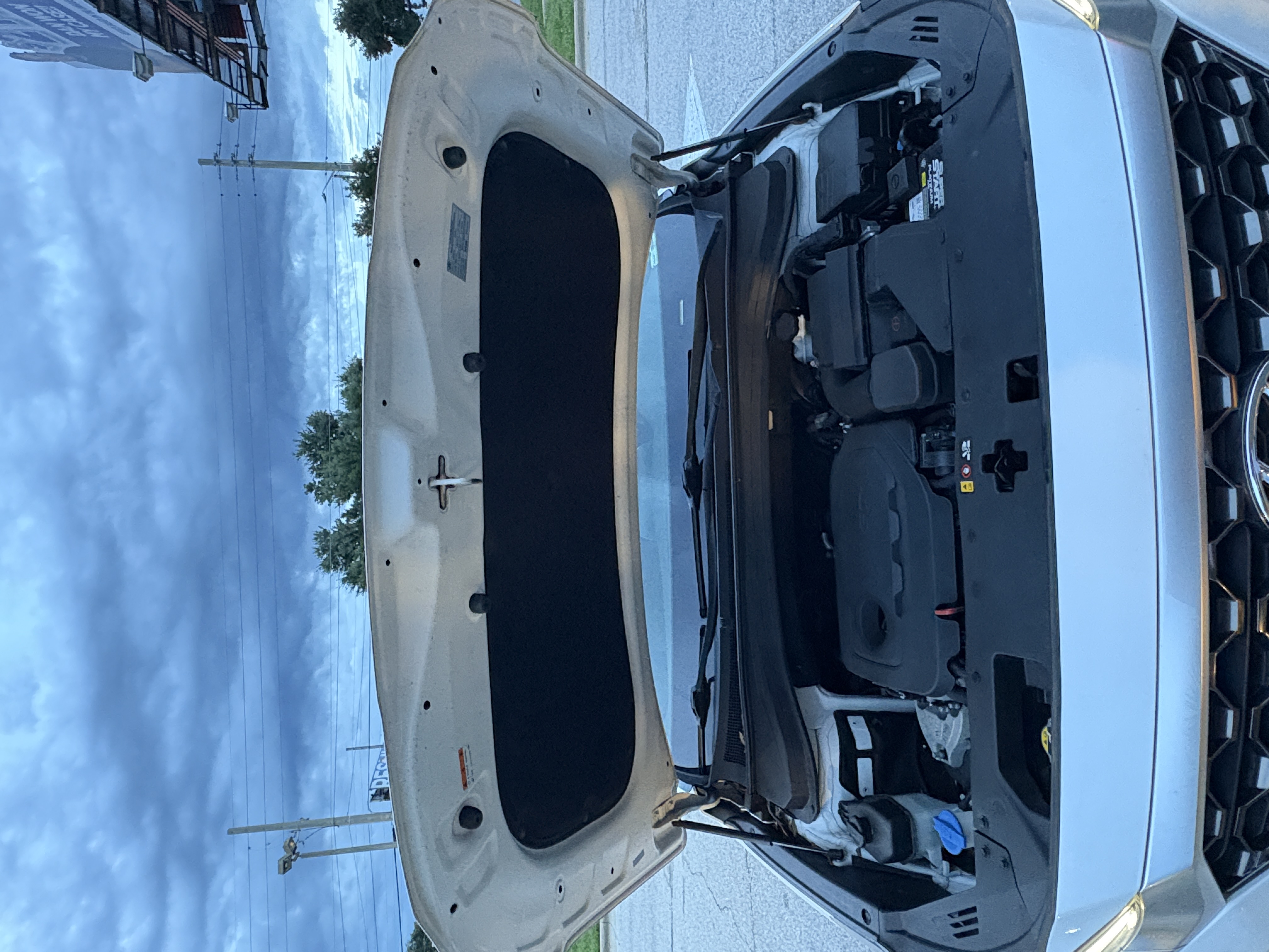 Used 2019 Hyundai Santa Fe SE FWD image 11