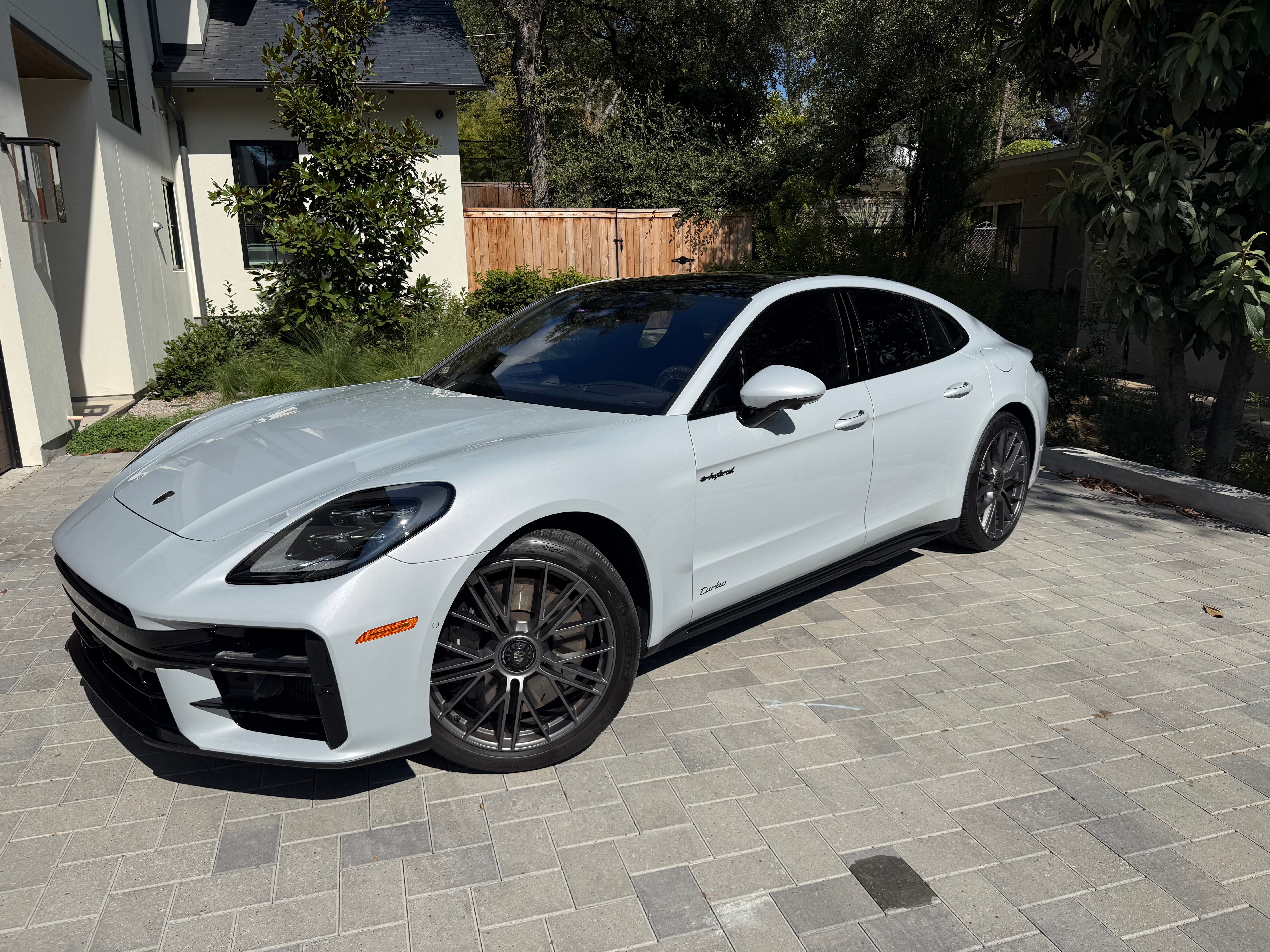 Used 2026 Porsche Panamera Turbo AWD/4WD image 1