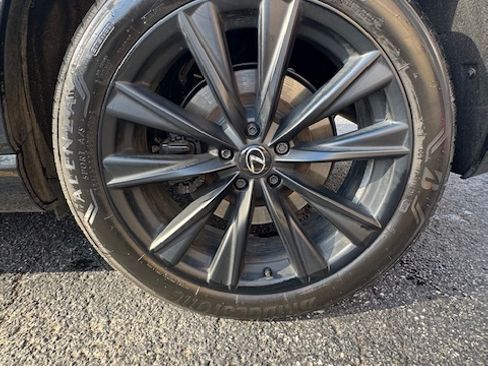 Used 2024 Lexus RX 500h F Sport w/ Cold Area Package image 16