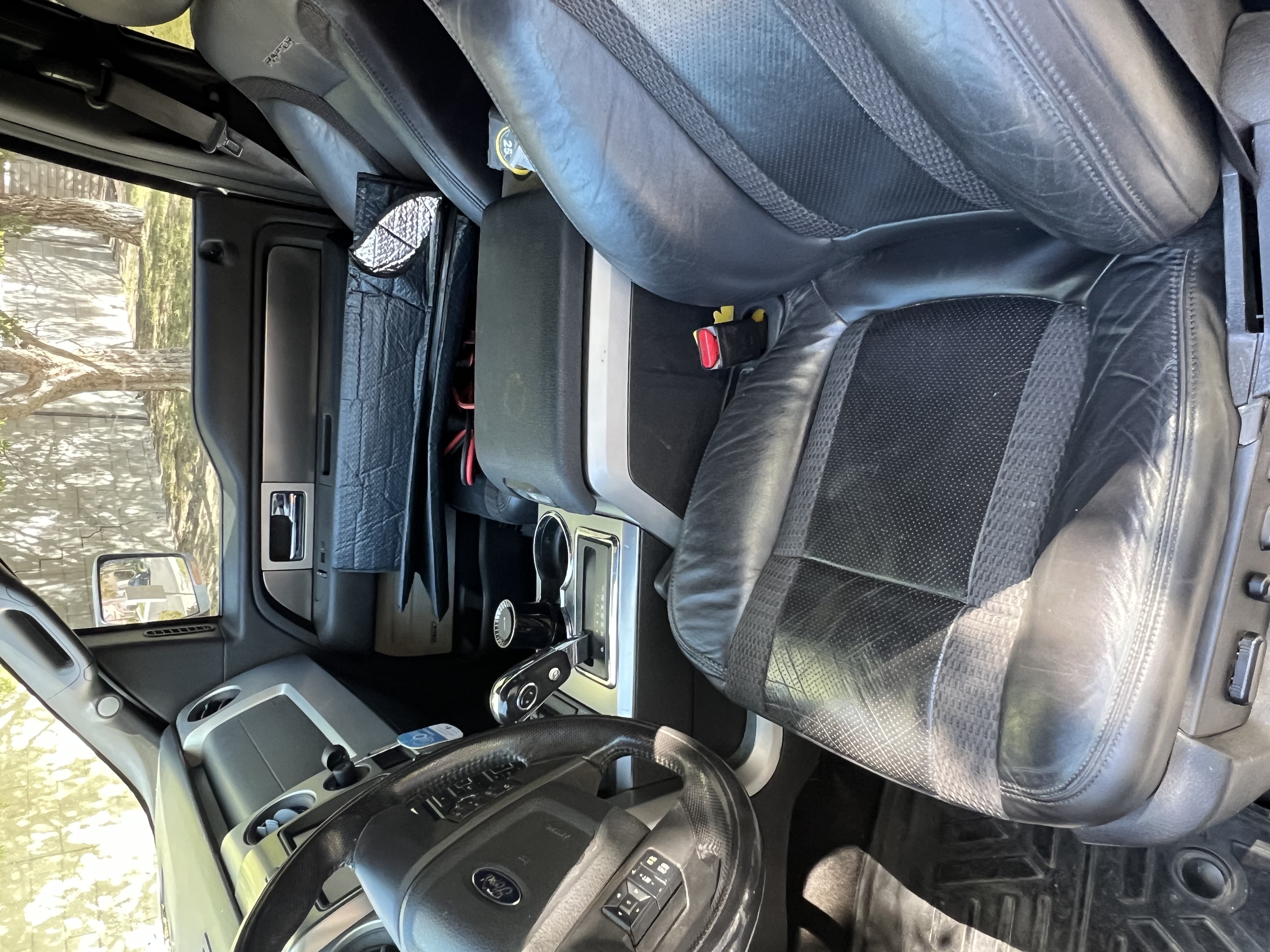 Used 2014 Ford F150 Raptor w/ Equipment Group 801A Luxury AWD/4WD image 9