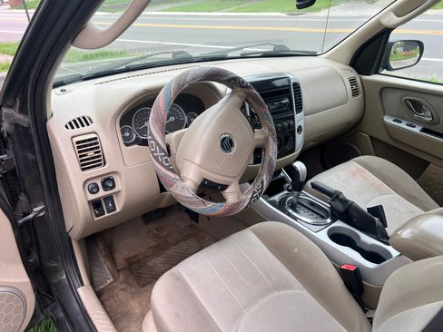 Used 2005 Mercury Mariner 2WD V6 image 5