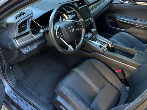 Used 2020 Honda Civic EX image 11