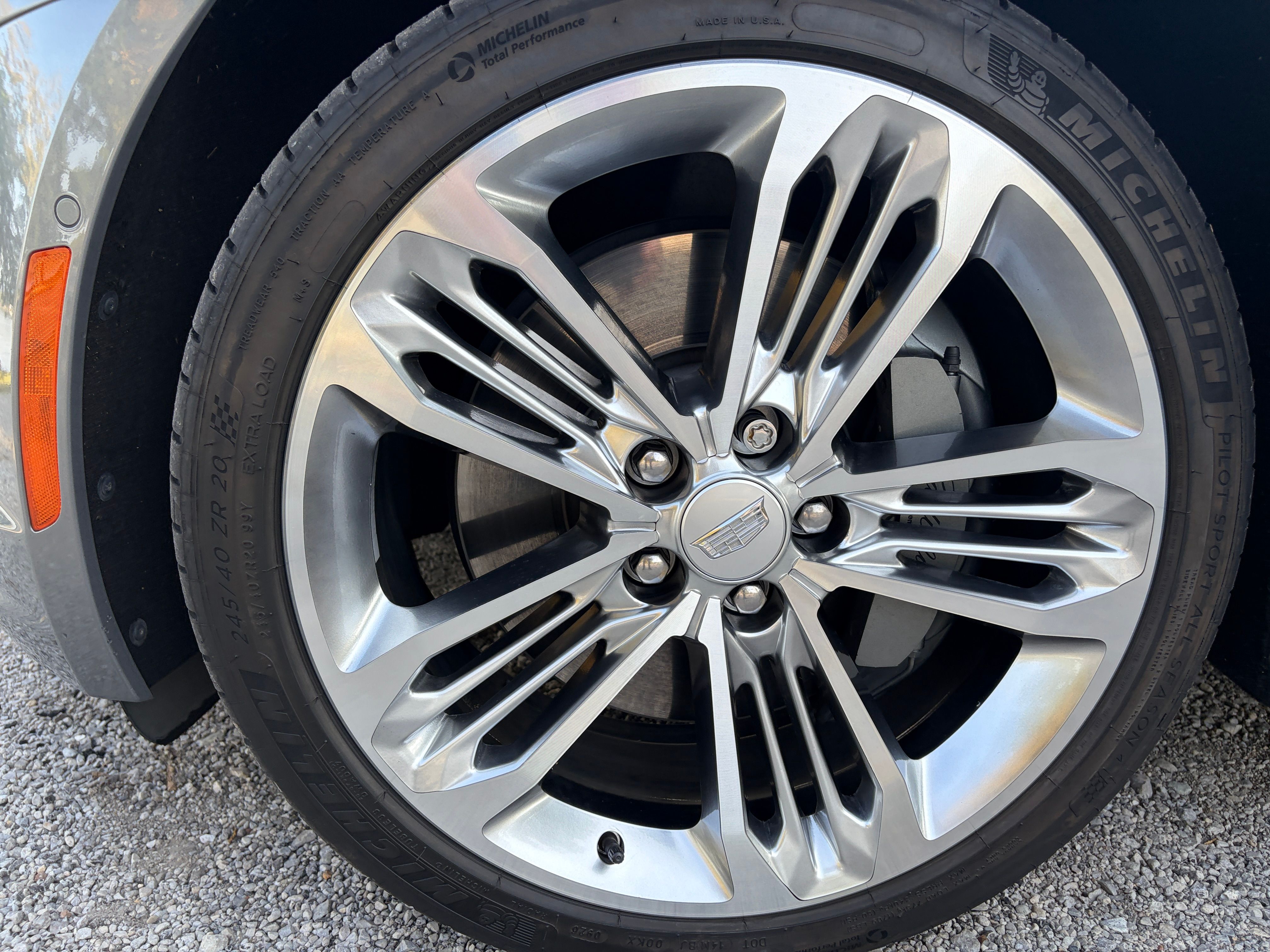 Used 2019 Cadillac CT6 Platinum w/ LPO, Exterior Accent Package AWD/4WD image 15