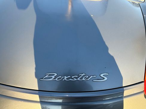 Used 2001 Porsche Boxster S image 8