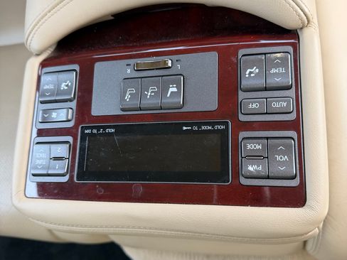 Used 2008 Lexus LS 460 L RWD image 5