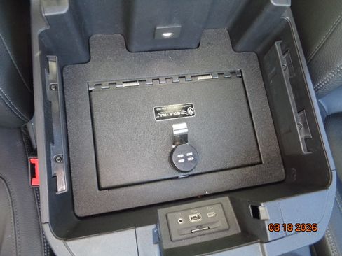 Used 2020 GMC Sierra 1500 Denali w/ Denali Ultimate Package image 11