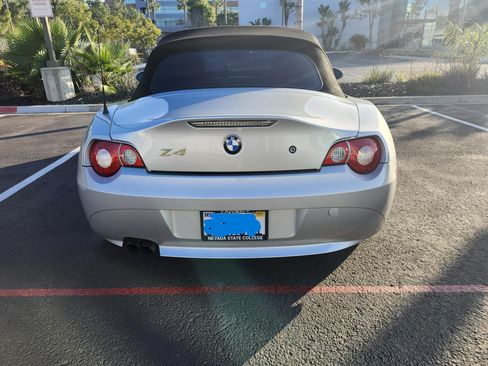 Used 2005 BMW Z4 3.0i image 10