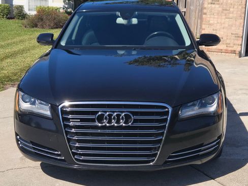 Used 2011 Audi A8 L 4.2 image 1