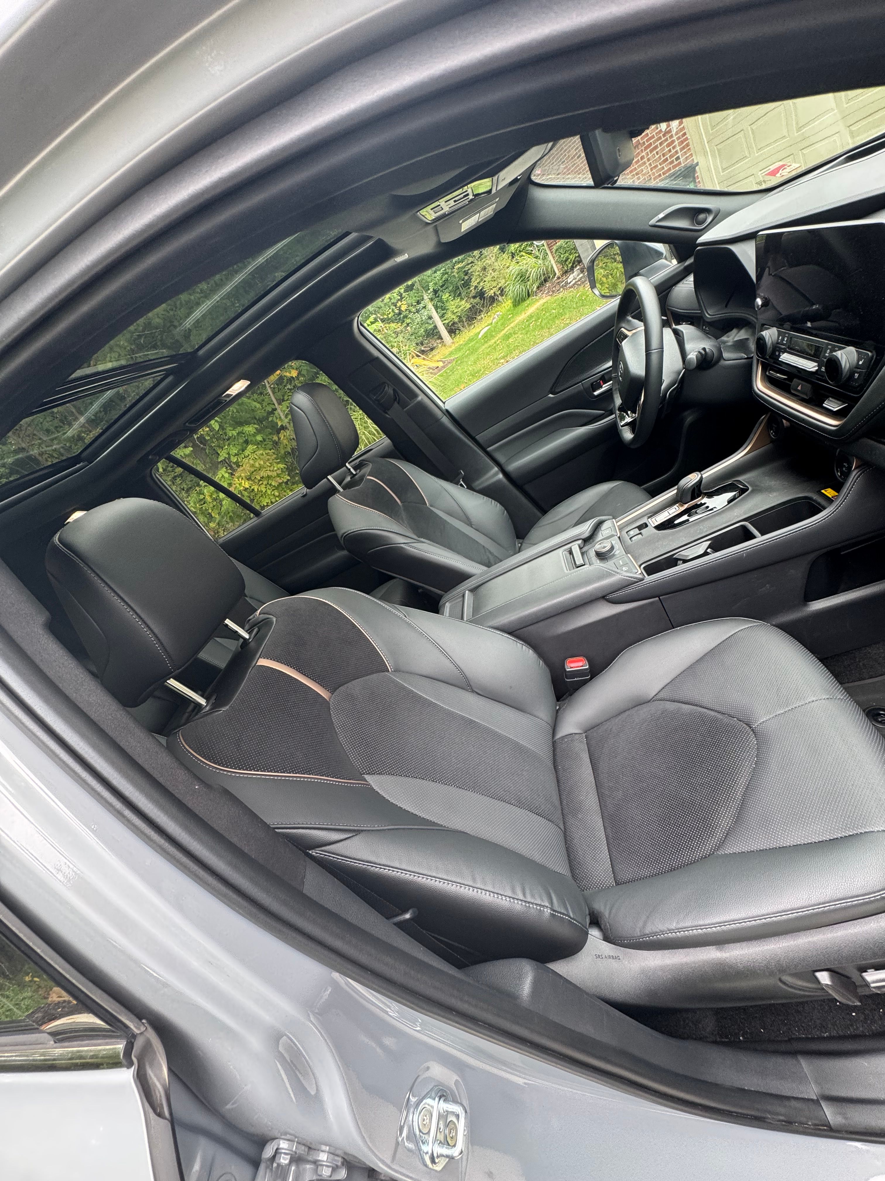 Used 2025 Toyota Grand Highlander AWD Hybrid image 9