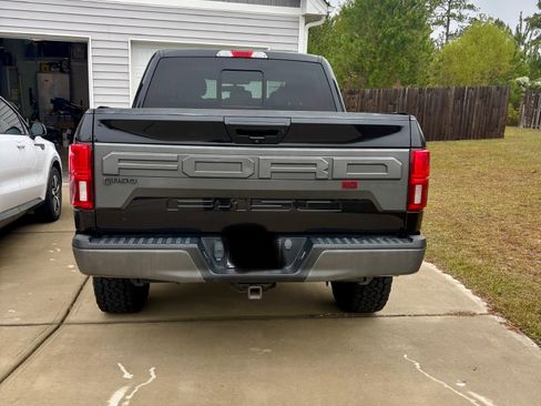 Used 2020 Ford F150 Lariat image 7