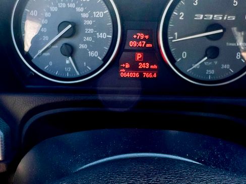 Used 2011 BMW 335is Coupe RWD image 19
