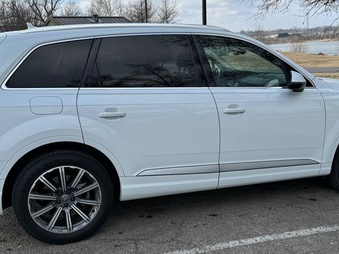 Used 2018 Audi Q7 3.0T Premium Plus w/ Premium Plus Package image 4