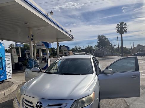 Used 2007 Toyota Camry SE image 12