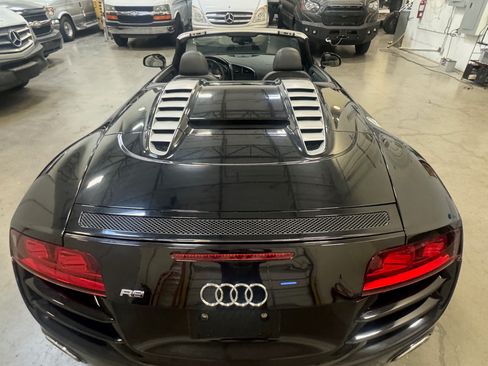 Used 2012 Audi R8 V10 AWD/4WD image 12