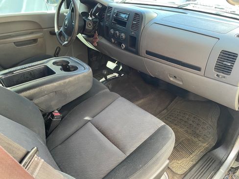 Used 2013 Chevrolet Silverado 1500 W/T image 17