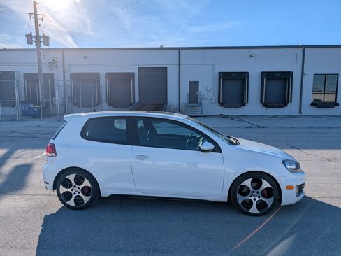 Used 2012 Volkswagen GTI 2.0T 2-Door image 9