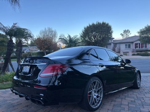 Used 2018 Mercedes-Benz E 63 AMG S image 22