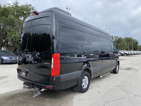 Used 2020 Mercedes-Benz Sprinter 2500 image 8