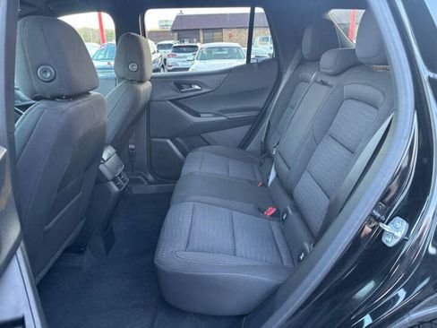 Used 2025 Chevrolet Equinox LT image 12