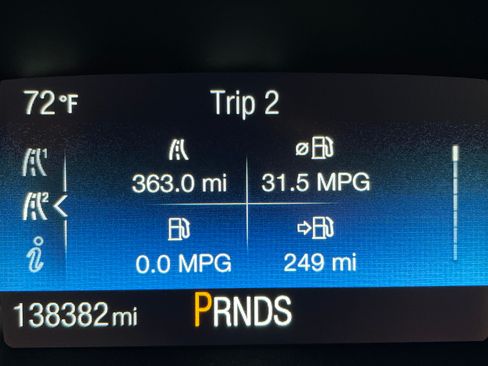 Used 2015 Ford Focus SE w/ Equipment Group 201A image 22