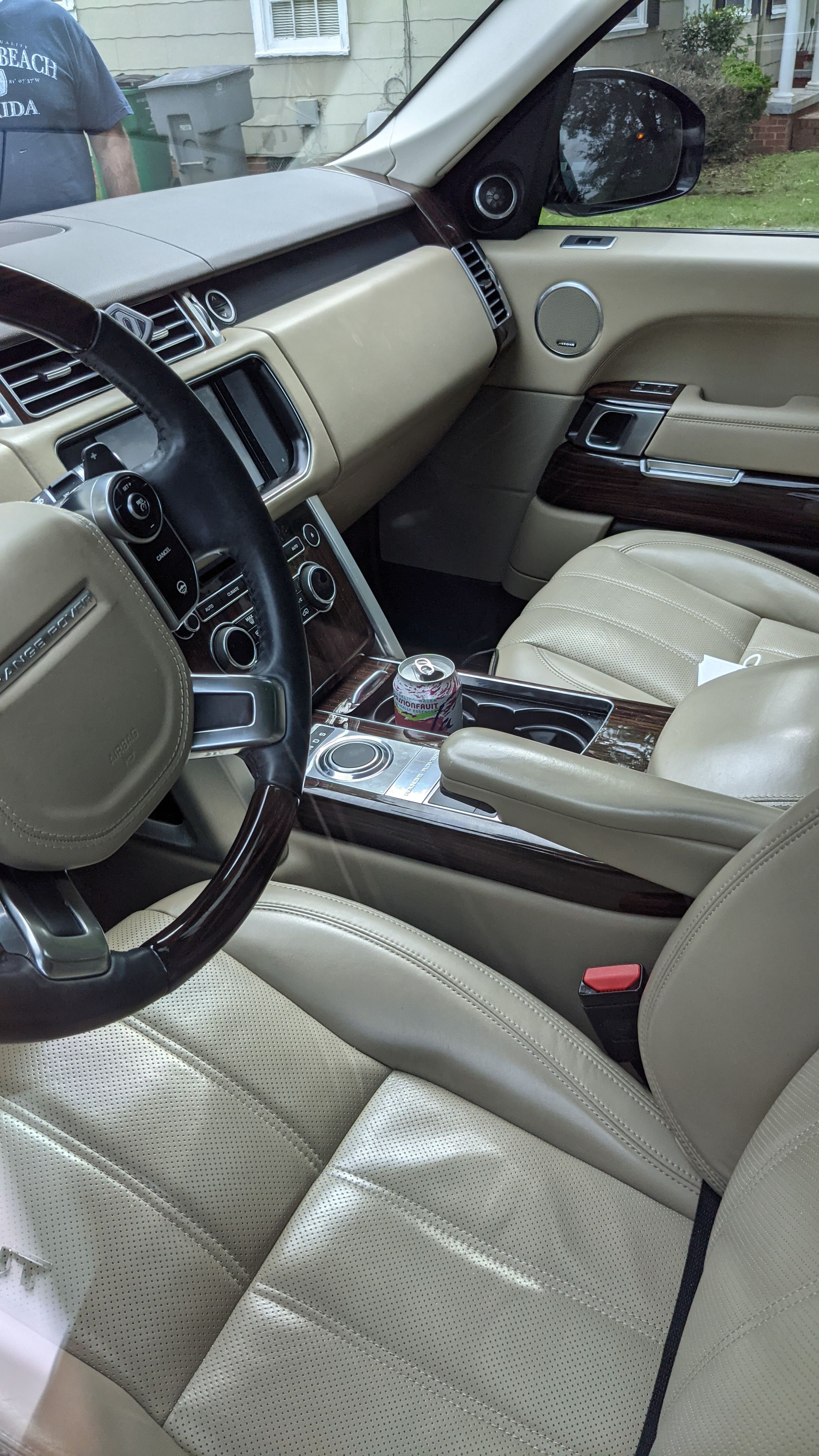 Used 2015 Land Rover Range Rover Supercharged AWD/4WD image 8