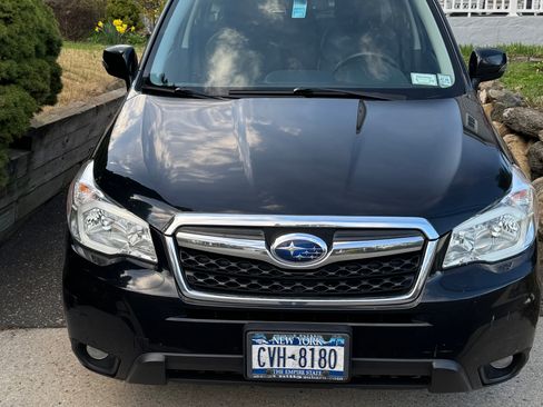 Used 2015 Subaru Forester 2.5i Touring image 2