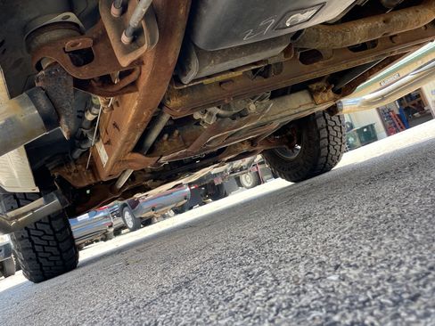 Used 2003 Chevrolet Silverado 1500 Pickup 2D 6 1/2 ft w/ Skid Plate Package image 31