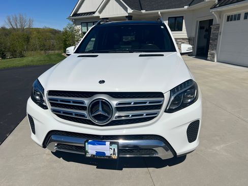 Used 2019 Mercedes-Benz GLS 450 4MATIC image 2