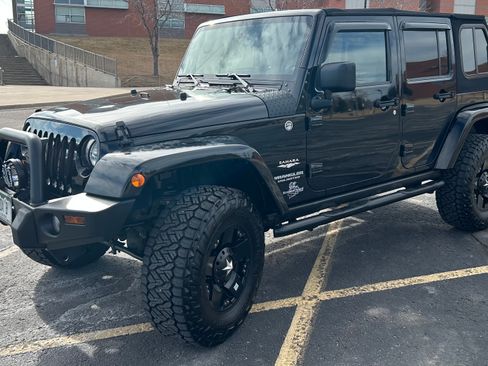 Used 2009 Jeep Wrangler Unlimited Sahara w/ Trailer Tow Group image 23